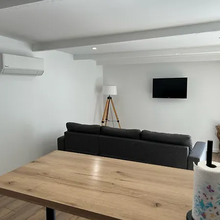 Apartment Entier Nimes